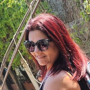 Meet your Posher, Cindy